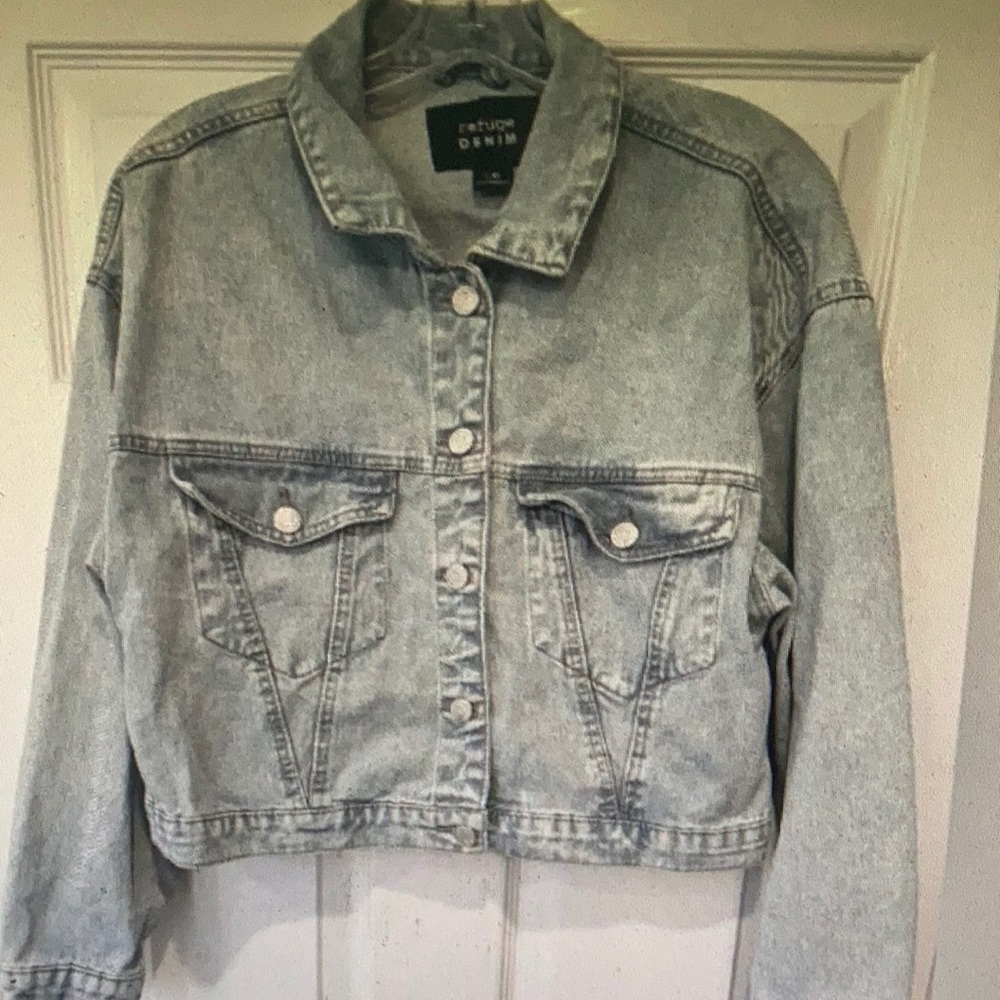 Refuge Denim Light Blue Jean Jacket Cropped Y2K Retro Button Down Short